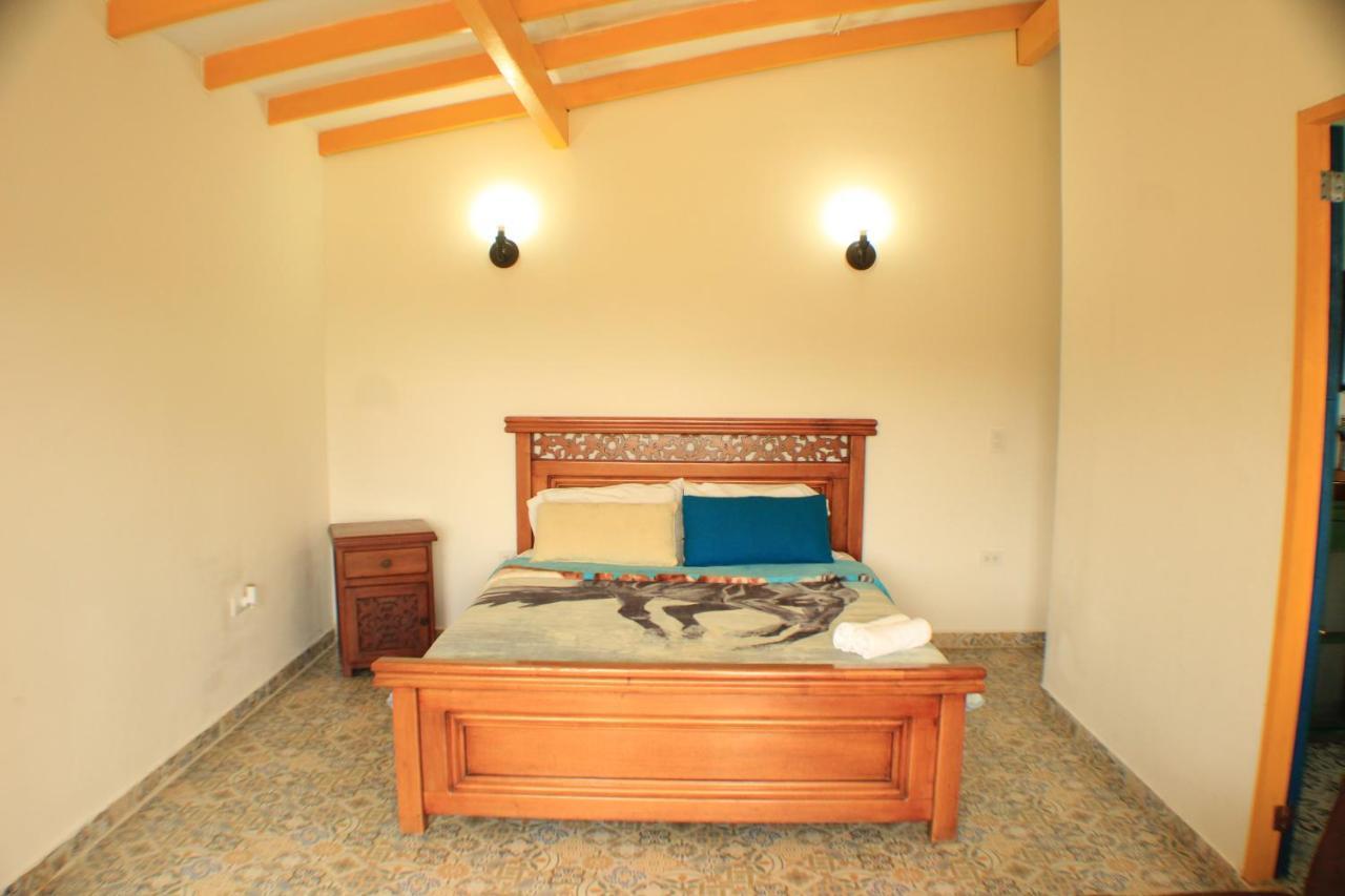 Alegria Hostel Boutique Guatape Exterior photo
